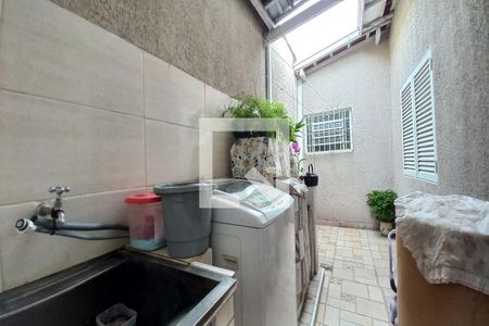 Casa à venda com 115m², 4 quartos e 1 vaga Casa à venda com 115m², 4 quartos e 1 vagaÁrea de Serviço