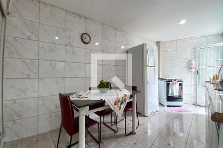 Casa à venda com 115m², 4 quartos e 1 vaga Casa à venda com 115m², 4 quartos e 1 vagaCozinha