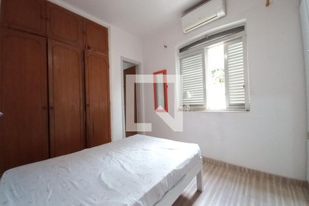 Casa à venda com 115m², 4 quartos e 1 vaga Casa à venda com 115m², 4 quartos e 1 vagaQuarto 3 - Suíte