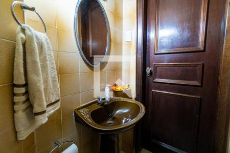 Casa à venda com 150m², 4 quartos e 2 vagasLavabo