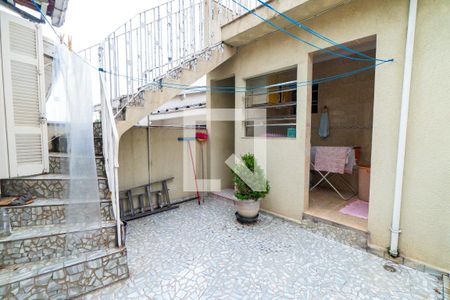 Casa à venda com 150m², 4 quartos e 2 vagasQuintal