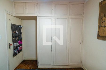 Casa à venda com 150m², 4 quartos e 2 vagasQuarto 2 - Armários