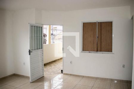 Sala  de apartamento para alugar com 2 quartos, 65m² em São Cristóvão, Salvador