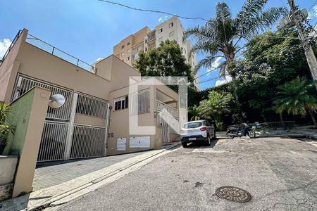 Apartamento à venda com 90m², 2 quartos e 1 vagaFachada
