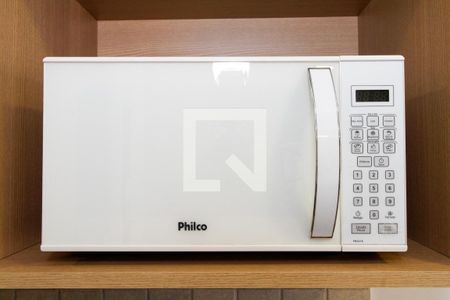 Microondas de kitnet/studio para alugar com 1 quarto, 28m² em Pinheiros, São Paulo