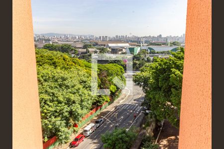 Apartamento para alugar com 38m², 2 quartos e sem vagaCozinha e Área de Serviço - Vista