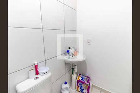 Apartamento para alugar com 38m², 2 quartos e sem vagaBanheiro