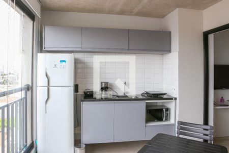 Varanda de kitnet/studio para alugar com 1 quarto, 31m² em Bom Retiro, São Paulo