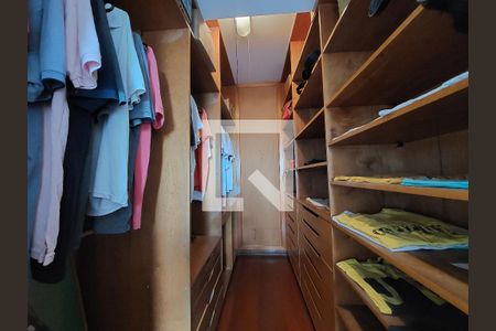 Apartamento à venda com 76m², 2 quartos e sem vagaCloset