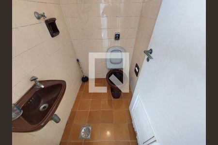 Apartamento à venda com 76m², 2 quartos e sem vagaBanheiro de serviço