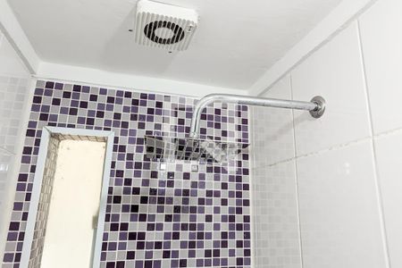 Apartamento à venda com 70m², 3 quartos e 2 vagas Apartamento à venda com 70m², 3 quartos e 2 vagasBanheiro