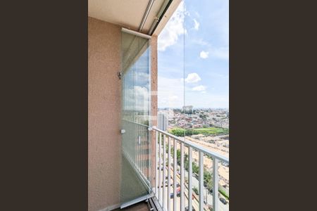 Apartamento à venda com 70m², 3 quartos e 2 vagas Apartamento à venda com 70m², 3 quartos e 2 vagasVaranda