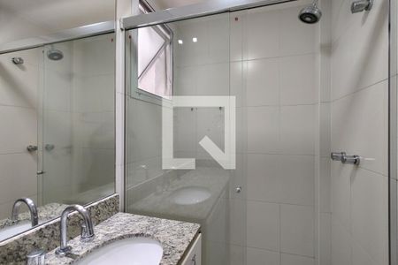 Apartamento à venda com 107m², 3 quartos e 2 vagas Apartamento à venda com 107m², 3 quartos e 2 vagasBanheiro da Suíte