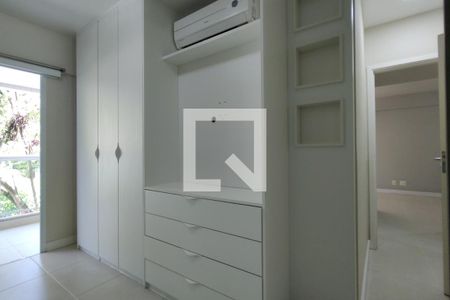 Apartamento à venda com 107m², 3 quartos e 2 vagas Apartamento à venda com 107m², 3 quartos e 2 vagasQuarto 1 - Suíte