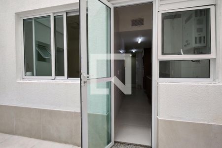Apartamento à venda com 107m², 3 quartos e 2 vagas Apartamento à venda com 107m², 3 quartos e 2 vagasÁrea de serviço