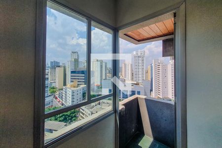 varanda de apartamento à venda com 1 quarto, 37m² em Liberdade, São Paulo
