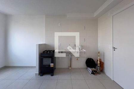 Sala e cozinha de apartamento à venda com 2 quartos, 32m² em Cambuci, São Paulo