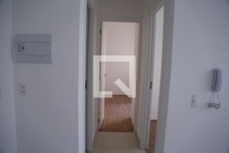 Corredor de apartamento para alugar com 2 quartos, 32m² em Piqueri, São Paulo