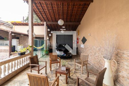 Casa à venda com 300m², 5 quartos e 10 vagas Casa à venda com 300m², 5 quartos e 10 vagasGaragem