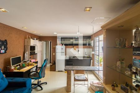 Sala/Cozinha de casa à venda com 5 quartos, 300m² em Burgo Paulista, São Paulo