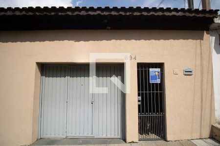 Casa à venda com 300m², 5 quartos e 10 vagas Casa à venda com 300m², 5 quartos e 10 vagasFachada