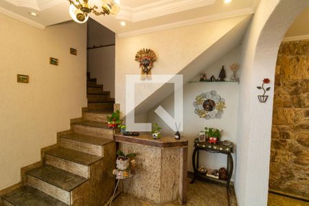 Hall de entrada de casa à venda com 5 quartos, 300m² em Burgo Paulista, São Paulo