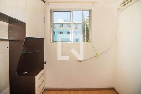 Quarto 2 de apartamento para alugar com 2 quartos, 42m² em Rubem Berta, Porto Alegre