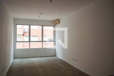 Sala e quarto  de kitnet/studio à venda com 1 quarto, 35m² em Centro Histórico, Porto Alegre