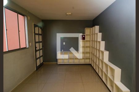 Sala  de apartamento à venda com 2 quartos, 50m² em Santa Efigênia, Belo Horizonte