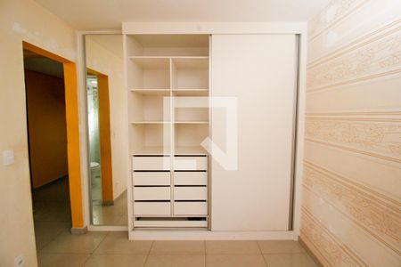 Quarto   de apartamento à venda com 2 quartos, 50m² em Santa Efigênia, Belo Horizonte