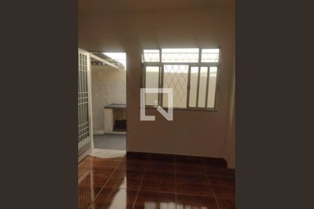 Casa para alugar com 1 quarto, 52m² em Vila da Penha, Rio de Janeiro