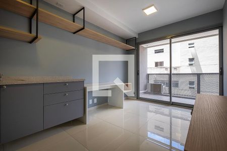 Sala/Cozinha de apartamento à venda com 1 quarto, 40m² em Cerqueira César, São Paulo