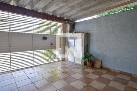 Casa à venda com 265m², 3 quartos e 2 vagasGaragem