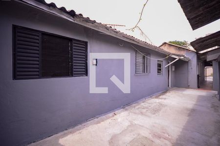 Casa para alugar com 42m², 1 quarto e sem vagaÁrea comum - Área de Serviço 