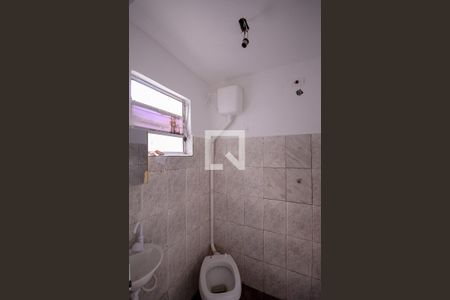 Casa para alugar com 42m², 1 quarto e sem vagaBanheiro 