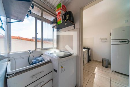 Casa à venda com 180m², 4 quartos e 2 vagas Casa à venda com 180m², 4 quartos e 2 vagasÁrea de Serviço