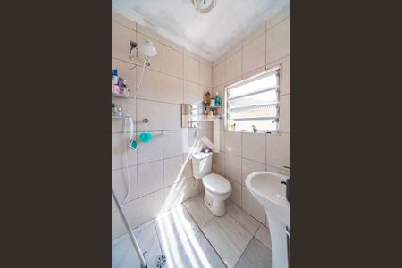 Banheiro de casa à venda com 4 quartos, 180m² em Jardim Ipanema, Santo André