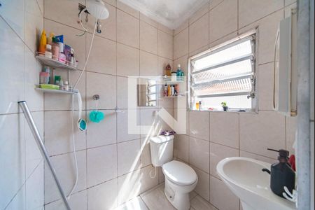 Banheiro  de casa à venda com 1 quarto, 150m² em Jardim Ipanema, Santo André