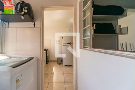 Casa à venda com 180m², 4 quartos e 2 vagas Casa à venda com 180m², 4 quartos e 2 vagasÁrea de Serviço