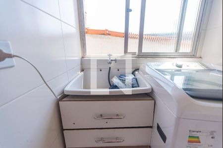 Casa à venda com 180m², 4 quartos e 2 vagas Casa à venda com 180m², 4 quartos e 2 vagasÁrea de Serviço