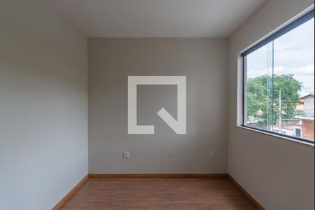 Quarto 2 de casa à venda com 3 quartos, 128m² em Santa Mônica, Belo Horizonte
