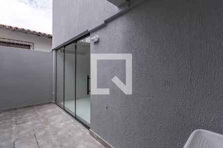 Casa à venda com 128m², 3 quartos e 2 vagasÁrea de Serviço - Varanda