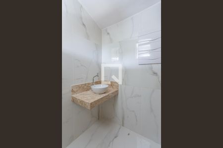 Casa à venda com 128m², 3 quartos e 2 vagasLavabo