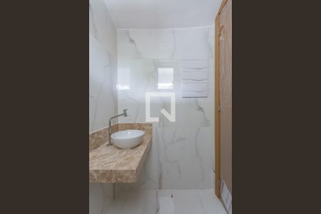 Casa à venda com 128m², 3 quartos e 2 vagasLavabo