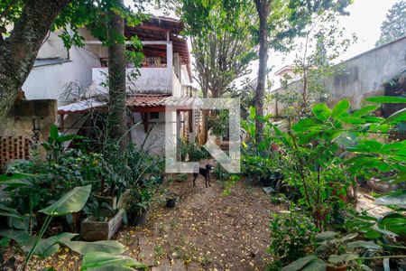 Casa para alugar com 550m², 3 quartos e 3 vagasQuintal