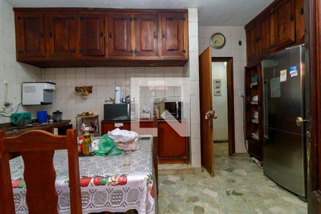 Casa para alugar com 550m², 3 quartos e 3 vagasCozinha