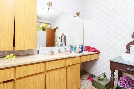 Casa para alugar com 550m², 3 quartos e 3 vagasBanheiro 3