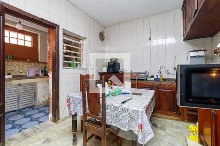 Casa para alugar com 550m², 3 quartos e 3 vagasCozinha