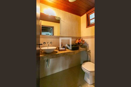 Lavabo de casa à venda com 4 quartos, 360m² em Santa Lúcia, Belo Horizonte
