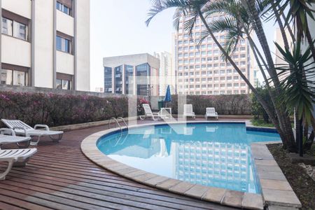 Apartamento para alugar com 37m², 1 quarto e 1 vagaÁrea comum - Piscina